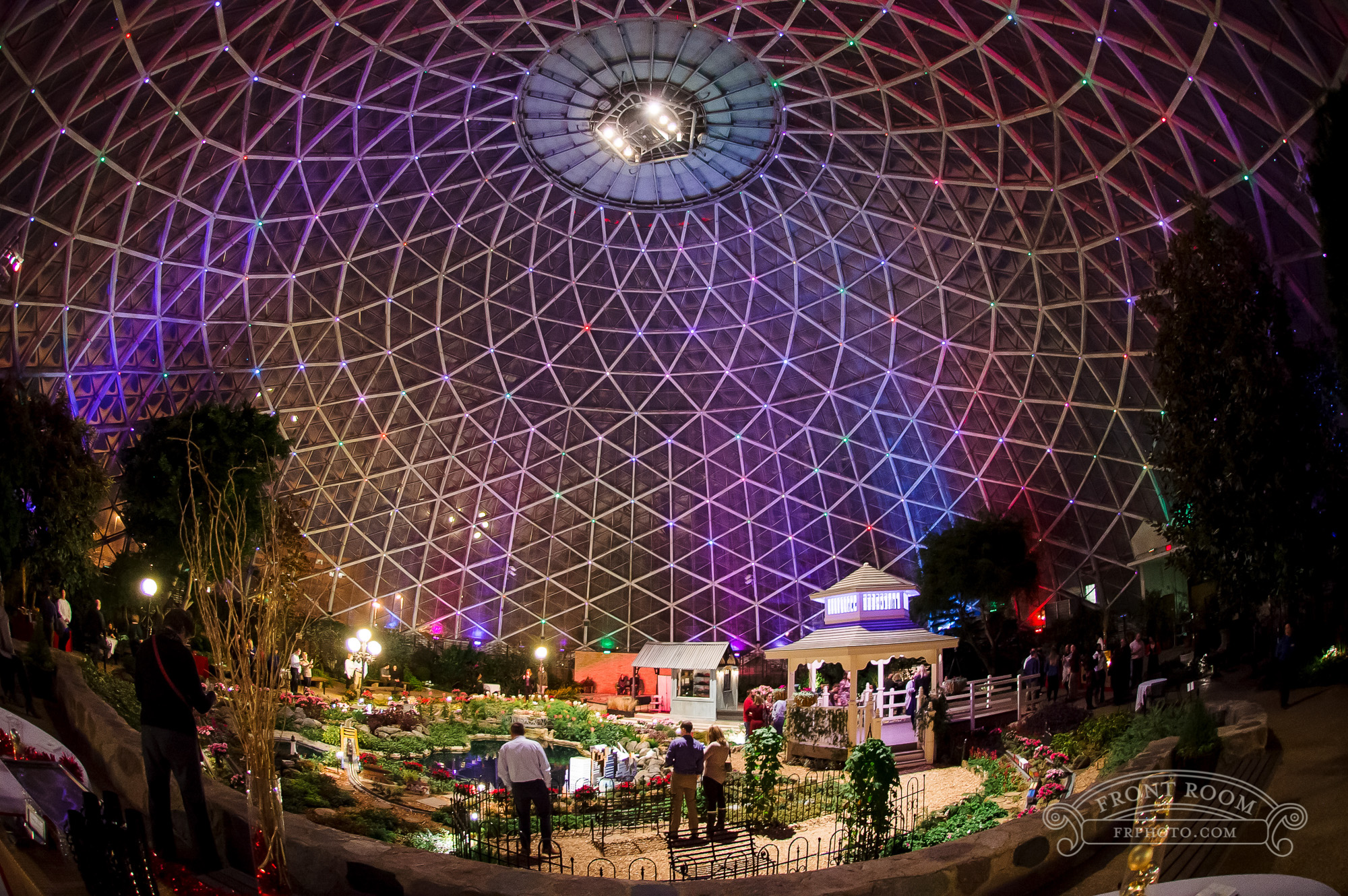 Event Photography: Zilli Hospitality at the Milwaukee Domes!