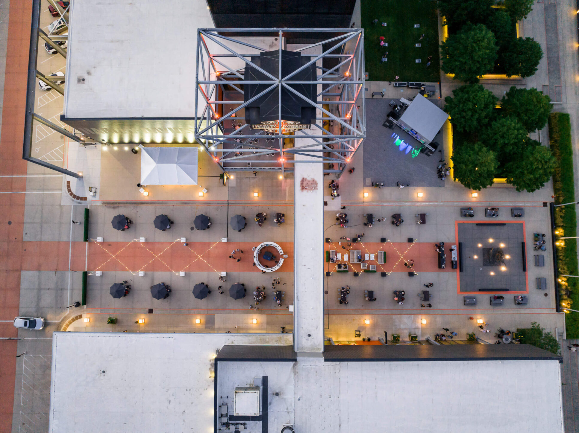 Front-Room-Studios-Photo-Video-Photography-Milwaukee-Best-Commercial-Branding-Professional-recap-year-in-review-events-wisconsin-mps-baird-potawatomi-gala-msoe-headshots-mam-art-drone