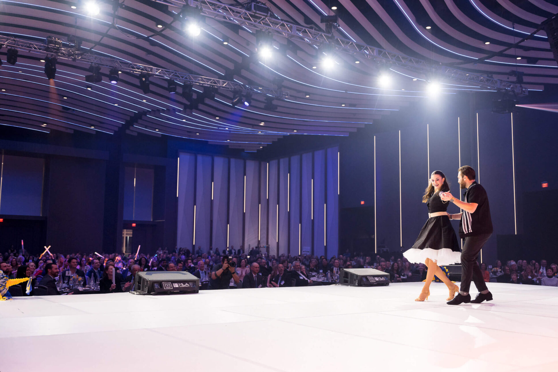 Front-Room-Studios-Photo-Video-Convention-Milwaukee-Baird-Center-Event-LBGTQ-Friendly-gala-auction-lighting-event