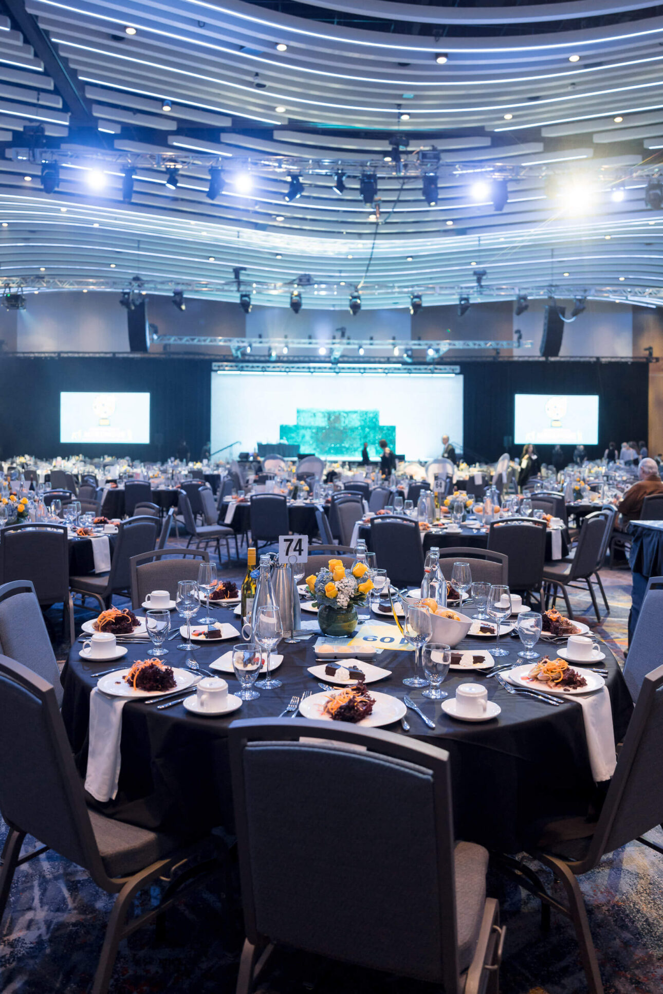 Front-Room-Studios-Photo-Video-Convention-Milwaukee-Baird-Center-Event-LBGTQ-Friendly-gala-lighting-ballroom