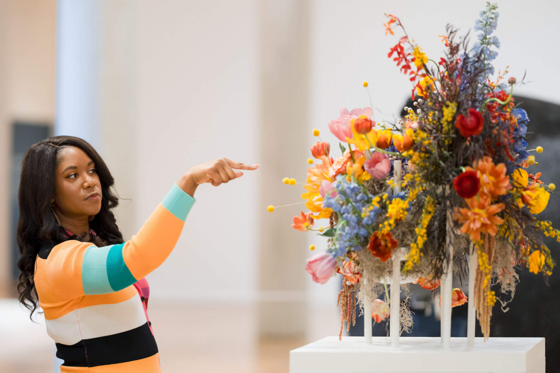 image-library-libraries-photo-video-milwaukee-art-museum-front-room-best-annual-report-branding-advertising-marketing-social-media-instagram-wesbites-refresh-