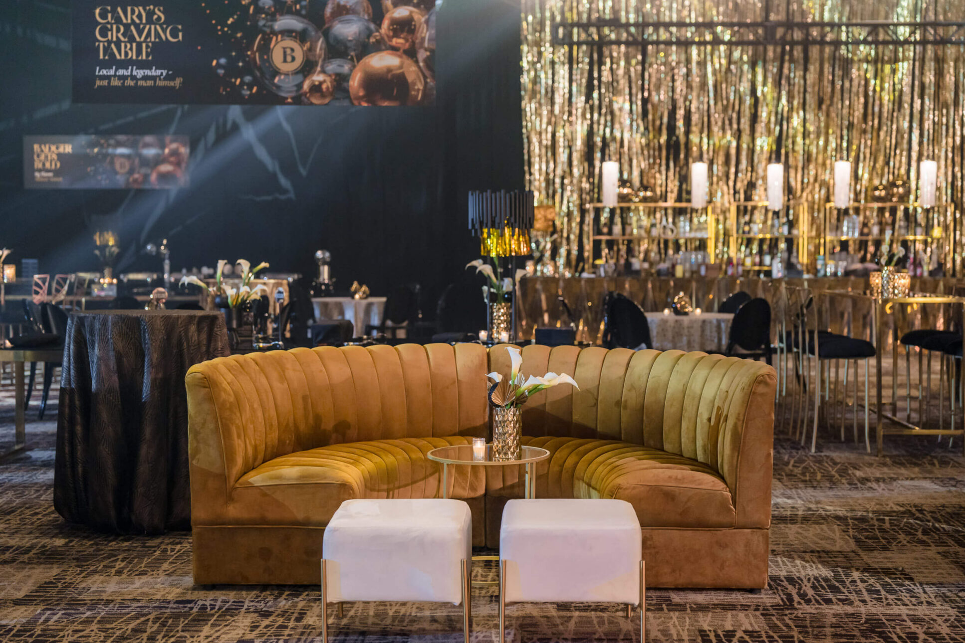 badger-liquor-90th-anniversary-milwaukee-event-photography-front-room-studios-lounge